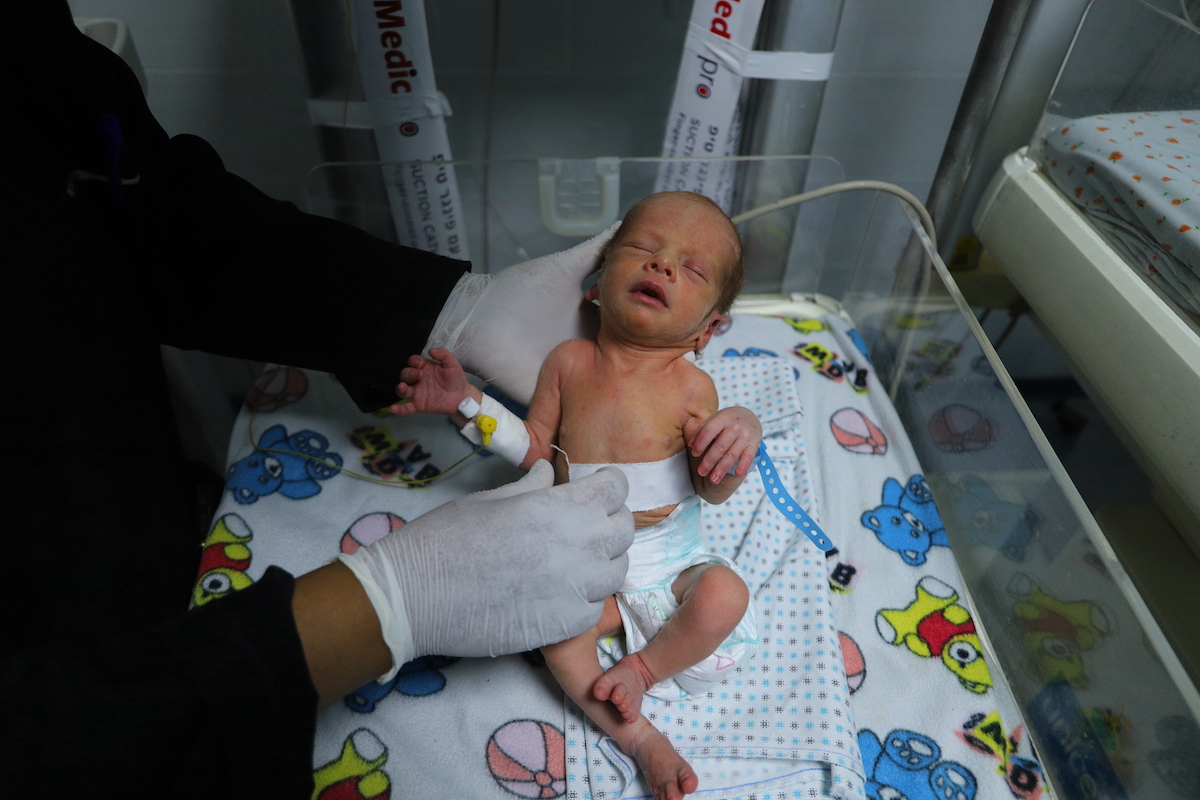 UN warns newborns in Gaza at risk of freezing during winter storm due to Israeli aid restrictions – Middle East Monitor