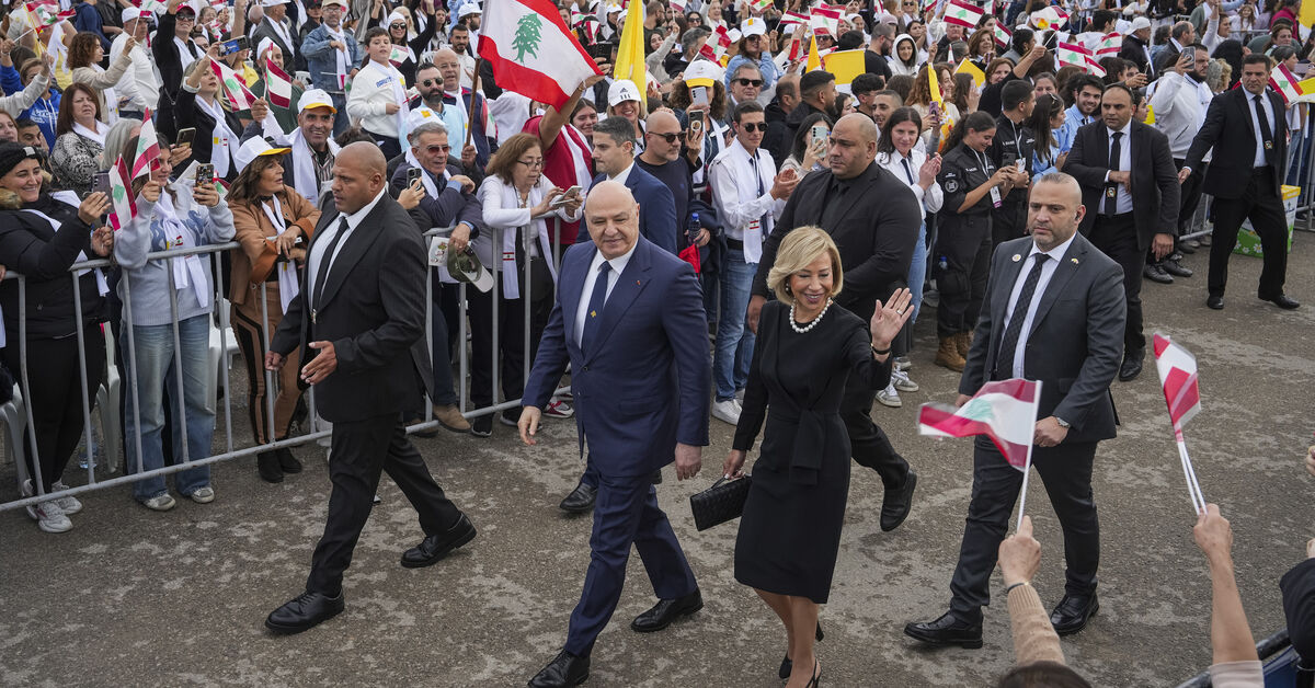 Lebanon’s first lady Nehmat Aoun takes center stage during Pope’s visit