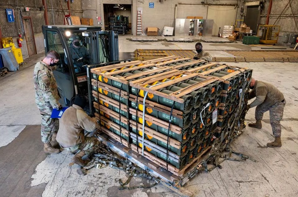 US House passes $800mn aid package for Ukraine through 2027