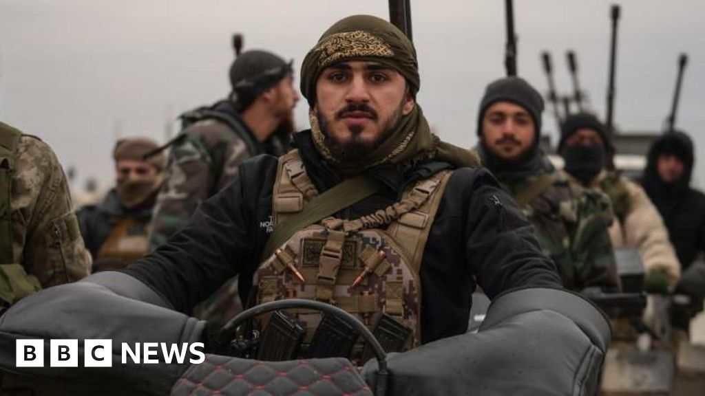 Syrian army moves into east Aleppo after Kurdish forces withdraw