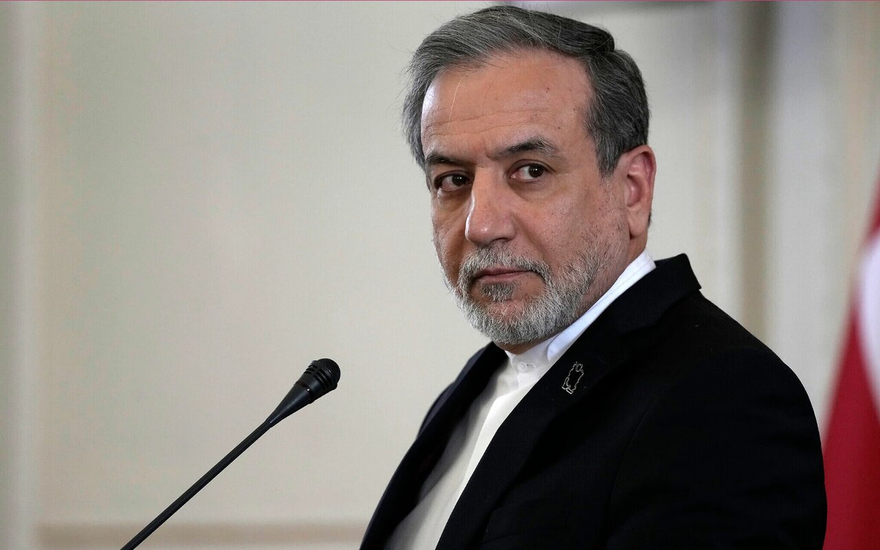 Iran’s armed forces have fingers on the trigger: FM Araghchi
