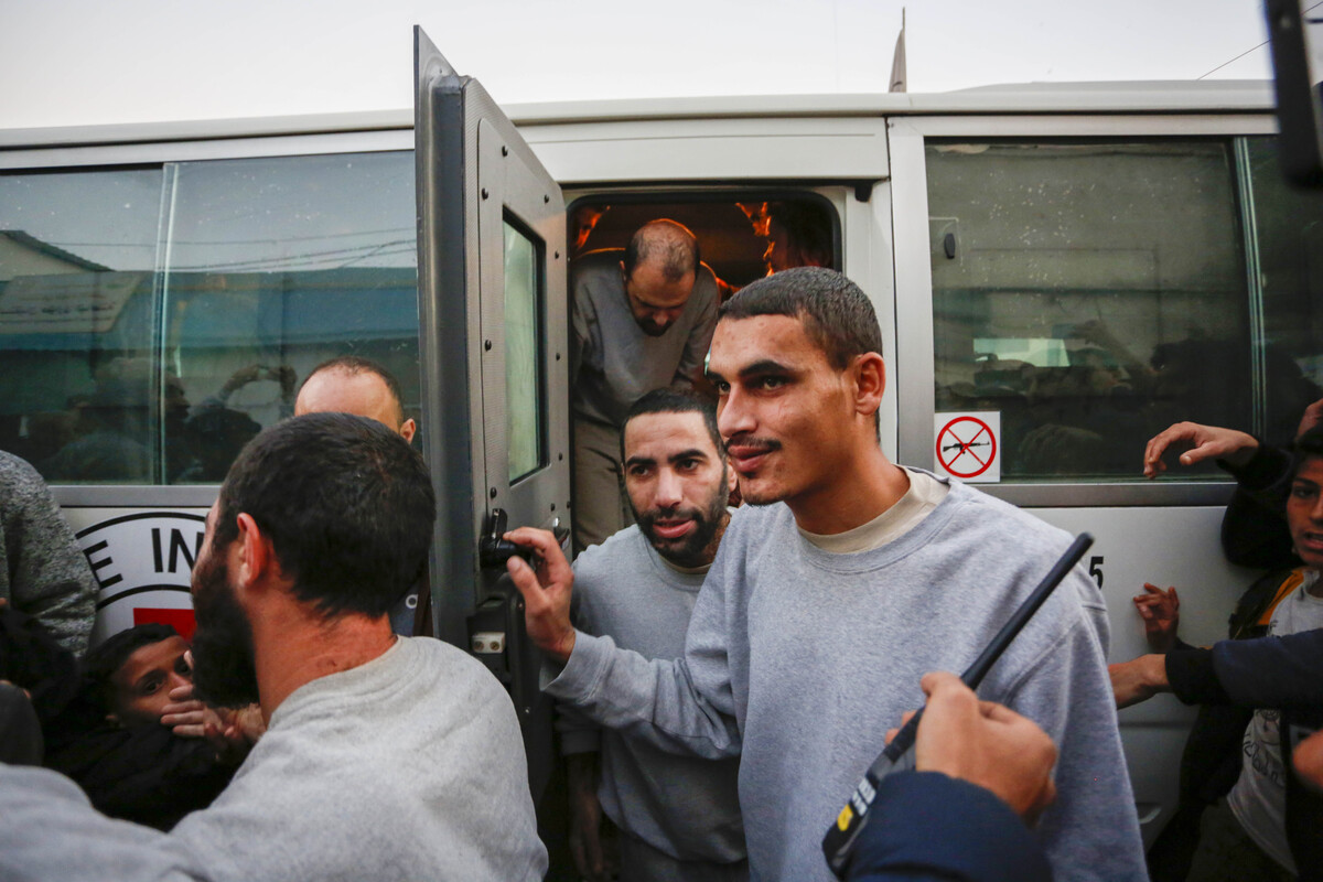 Israel releases 10 Palestinians from Gaza after months of unlawful detention – Middle East Monitor