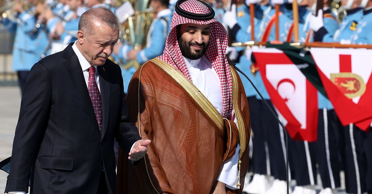 Amid Saudi-UAE rivalry, Turkey courts Riyadh without crossing Abu Dhabi