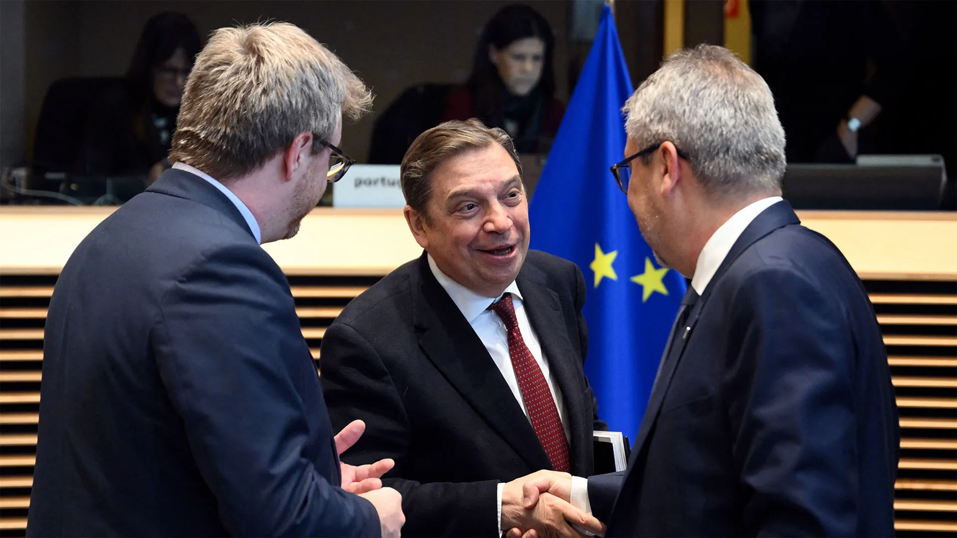 EU-Latin America trade deal: Who wins? | Business and Economy