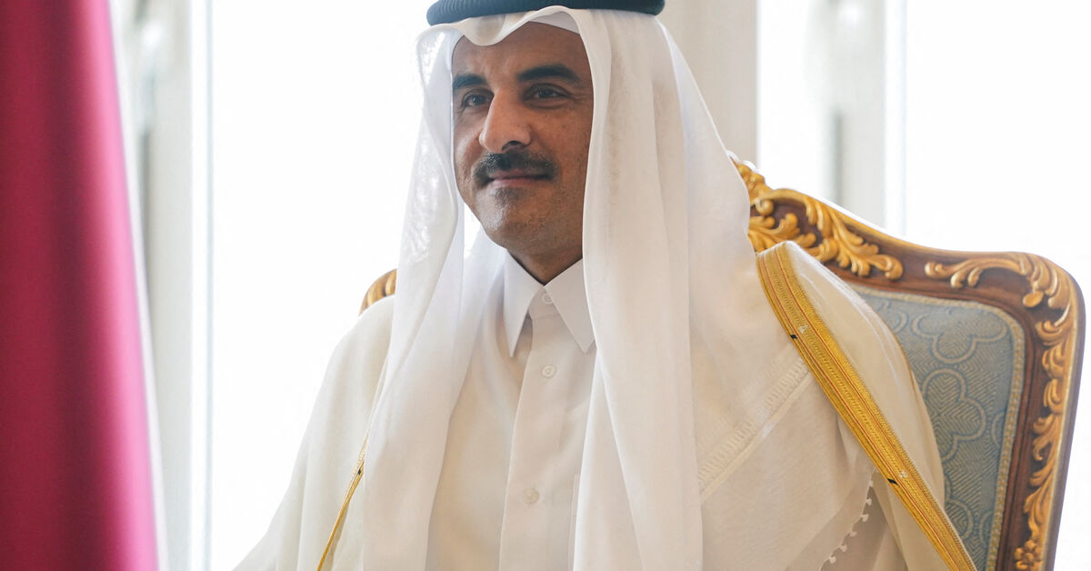 Qatar Emir and Trump discuss regional de-escalation, royal court says