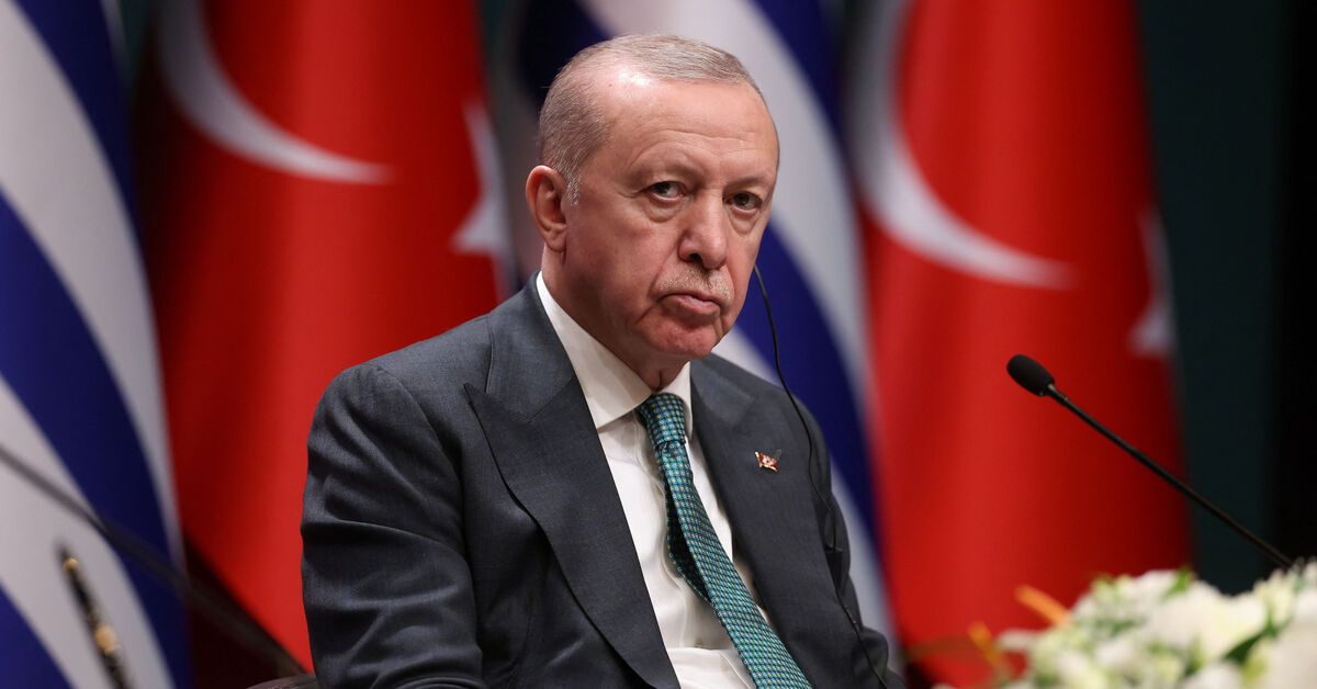 Exclusive-Jailed Istanbul mayor dares Erdogan to call early elections now