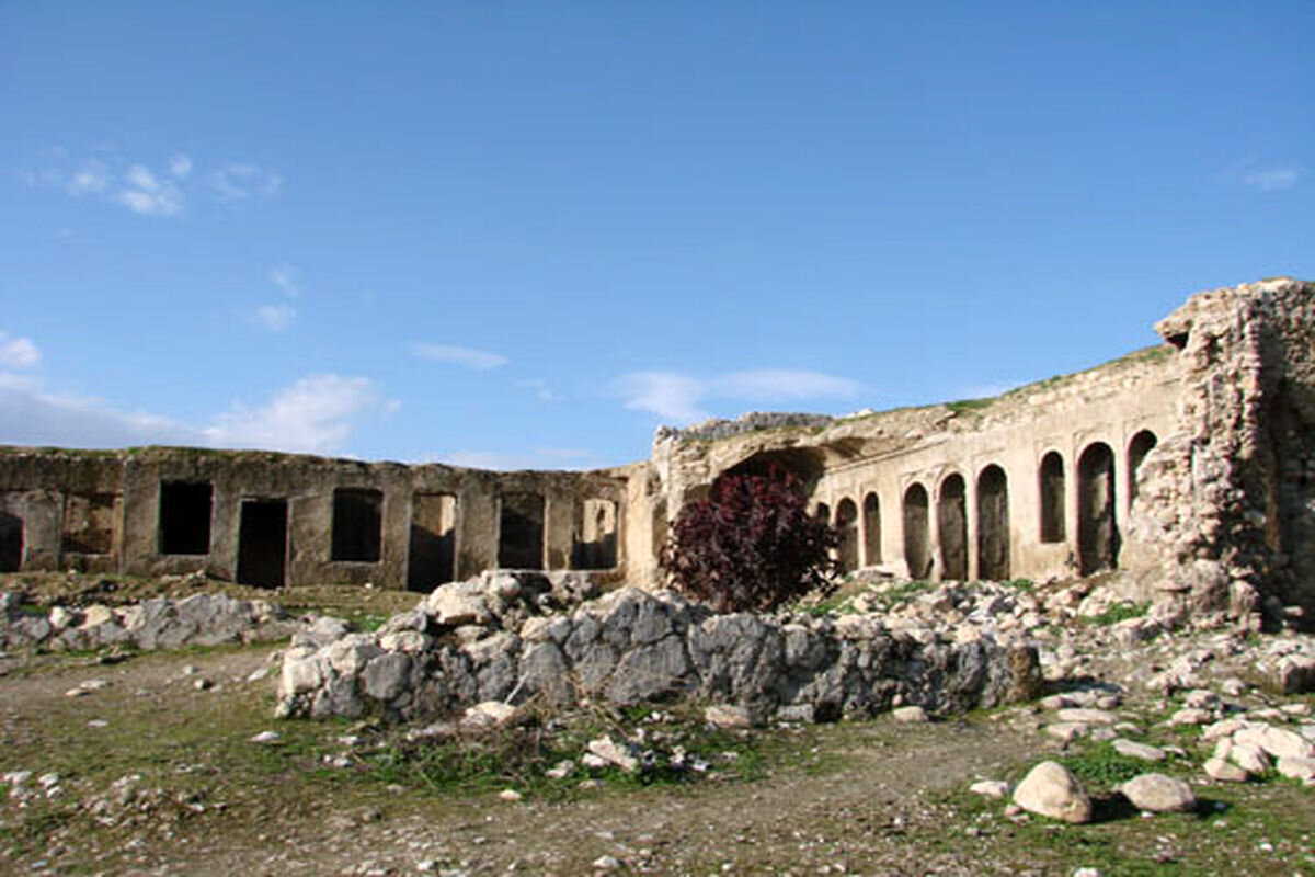 MP hails Belad-e Shapur’s bazaar restoration