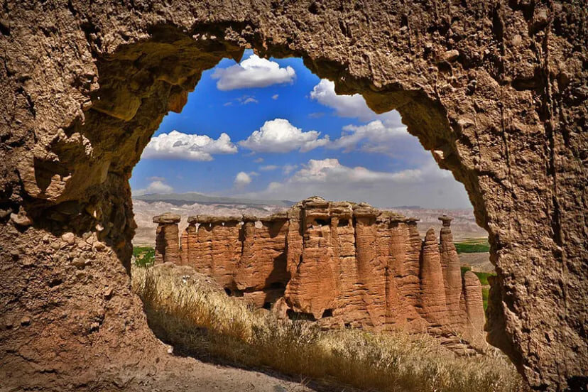 Five more natural relics of Zanjan registered as national monuments