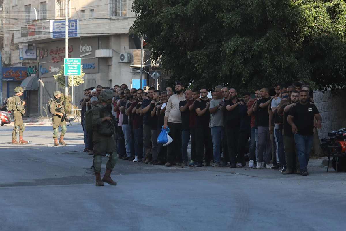 Israel arrests 22,000 Palestinians in West Bank, Jerusalem since start of the genocide war – Middle East Monitor