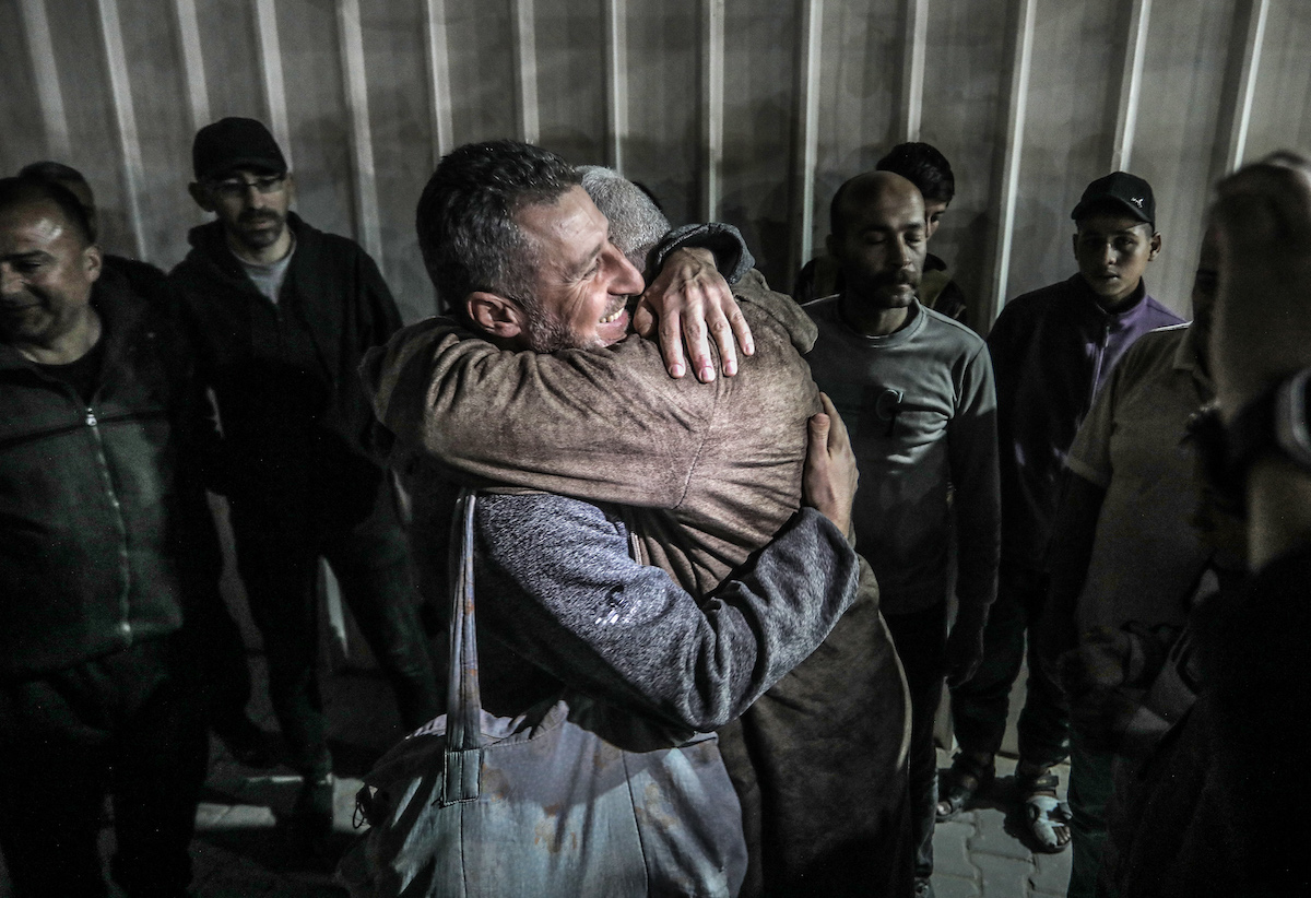 Dozens of Palestinians cross Rafah back into Gaza, families reunited – Middle East Monitor