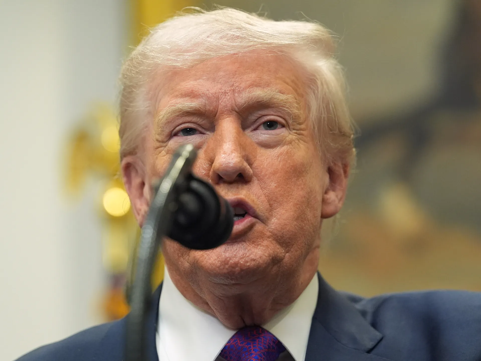 Trump pardons 5 former NFL players ranging from perjury to drug trafficking | American Football News