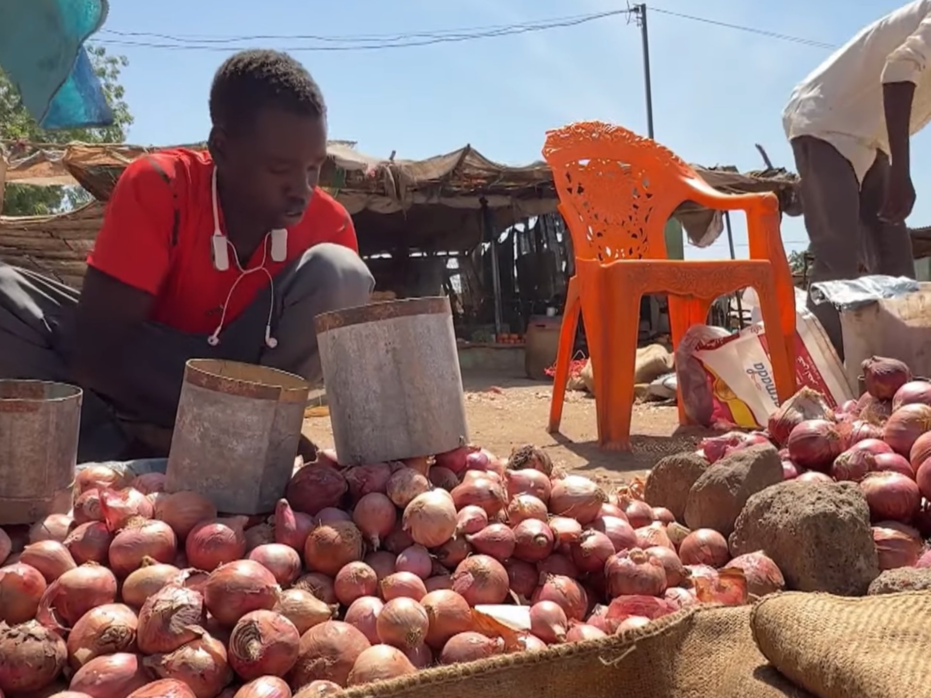 As Sudanese city returns to life after two-year siege, drone threat lingers | Sudan war News