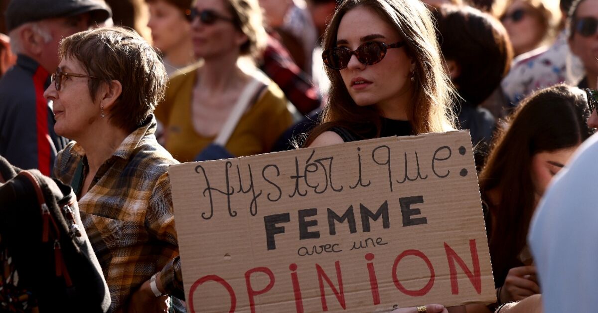 Thousands march for women’s rights and against Mideast war