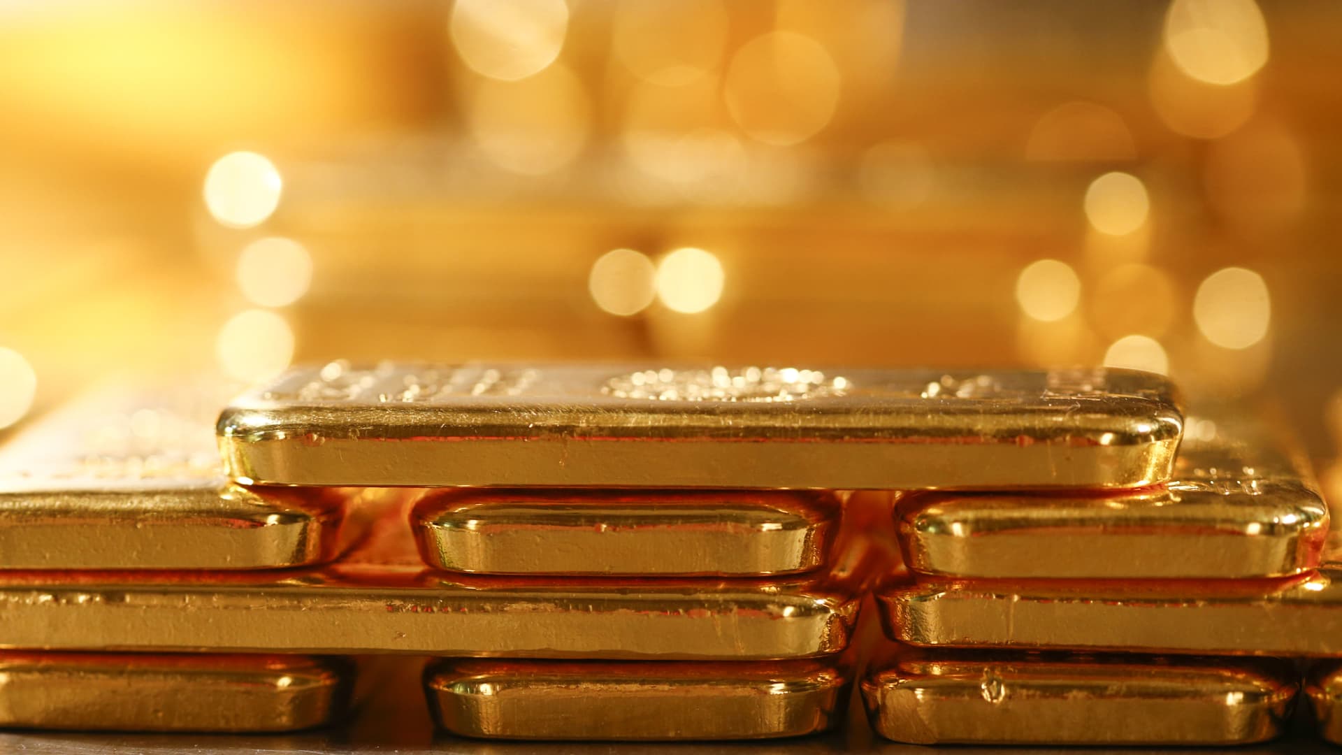 Gold climbs as U.S.-Israel strikes on Iran spark safe-haven demand
