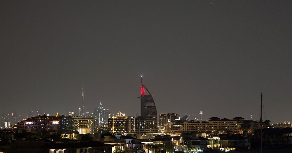 Fearful African migrants warily work on through Gulf missile strikes