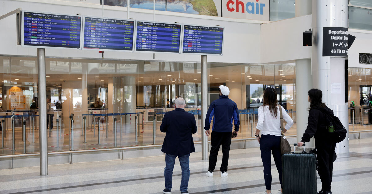 ‘Everyone cheered’: stranded Gulf travellers gamble on their route home