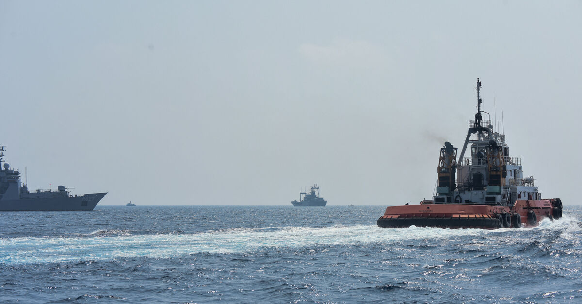 Sri Lanka moving 208 rescued Iranian ship crew to naval camp, sources say