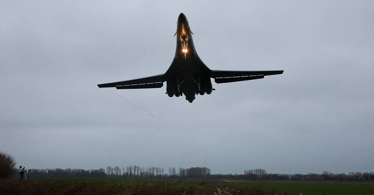 Iran apologises to Gulf but war still rages across region