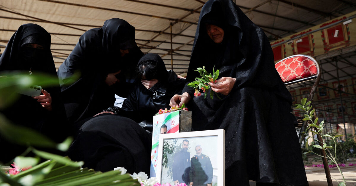 Iran says oil blockade will continue until attacks end, Trump threatens to hit harder