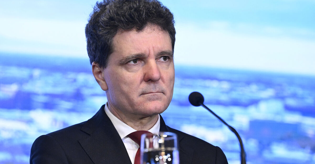 Romanian to review US request to use local air base for Iran operations