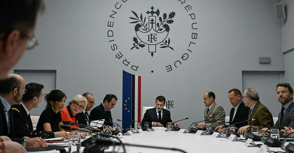 France’s Macron urges Iran to cease regional attacks, restore Hormuz navigation