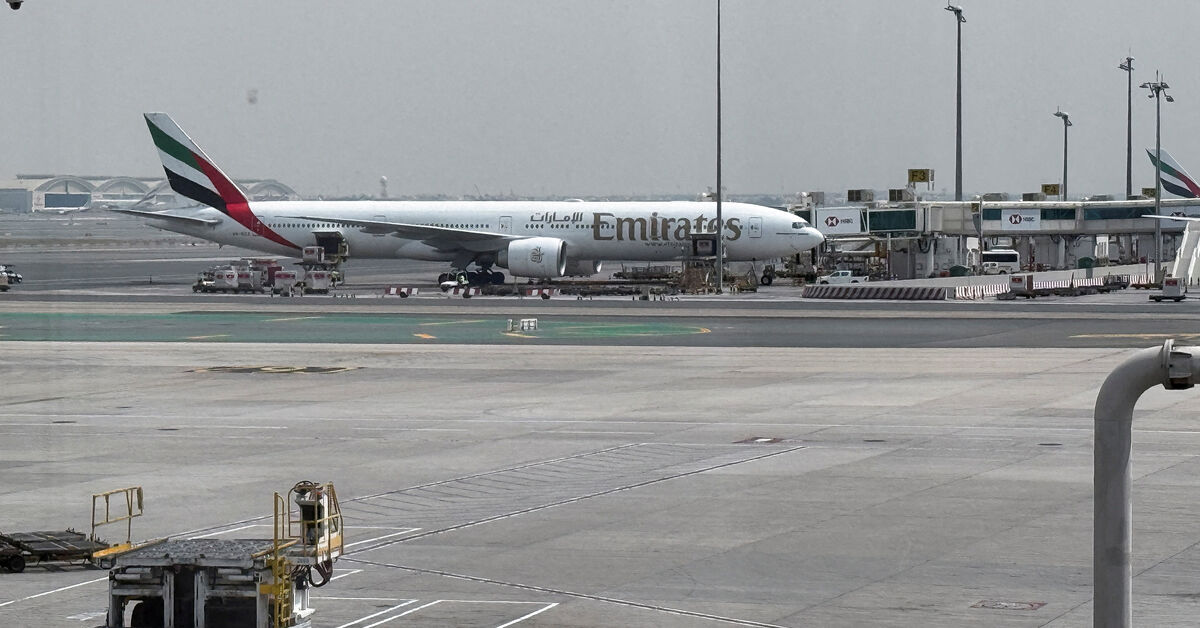 Analysis-Middle East war disrupts pharma air routes, risks cancer drugs supply