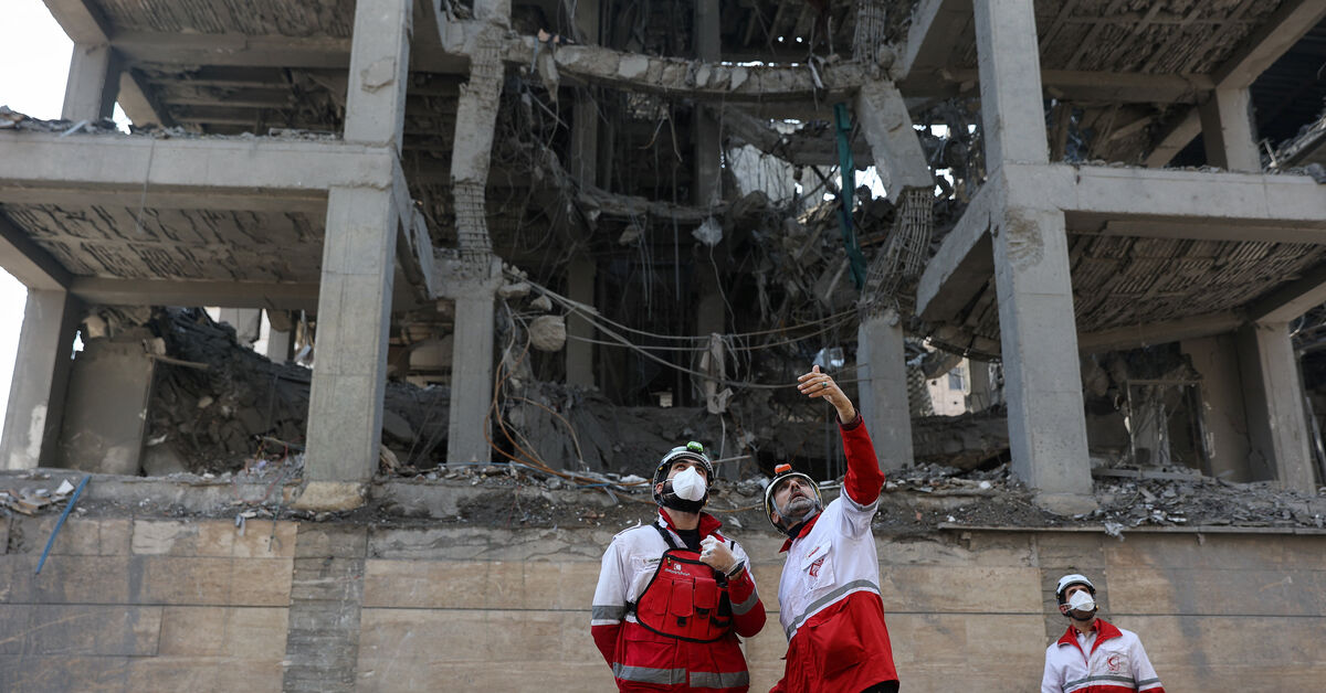 Iranian rescue workers struggle under relentless bombardment