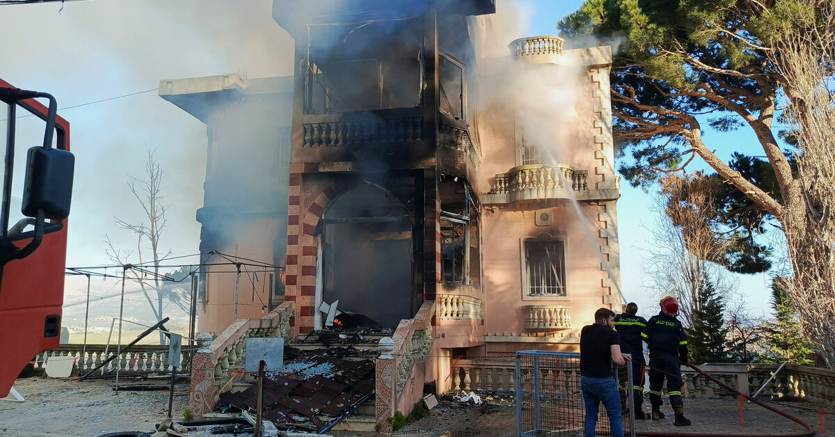 Israel doubles troops in Hezbollah fight, searches homes in south Lebanon