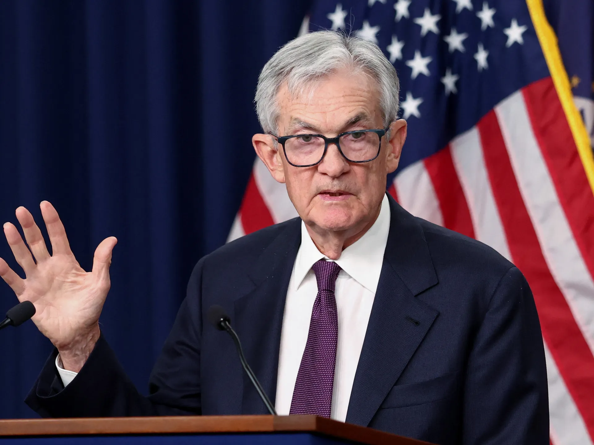 US Fed keeps interest rates steady amid economic, geopolitical uncertainty | Banks News