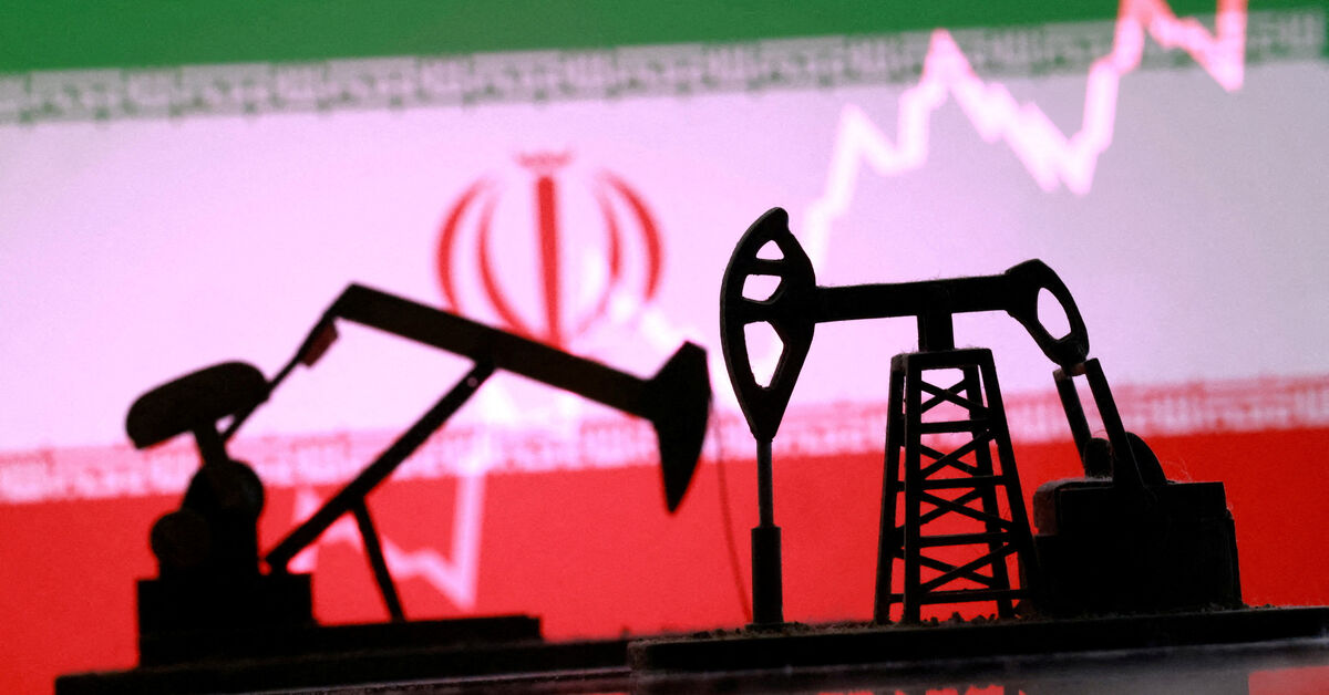 US authorizes temporary delivery, sale of oil originating from Iran