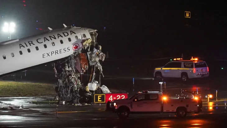 ‘Stop, stop, stop’: Moment Air Canada plane crashes into truck | Aviation