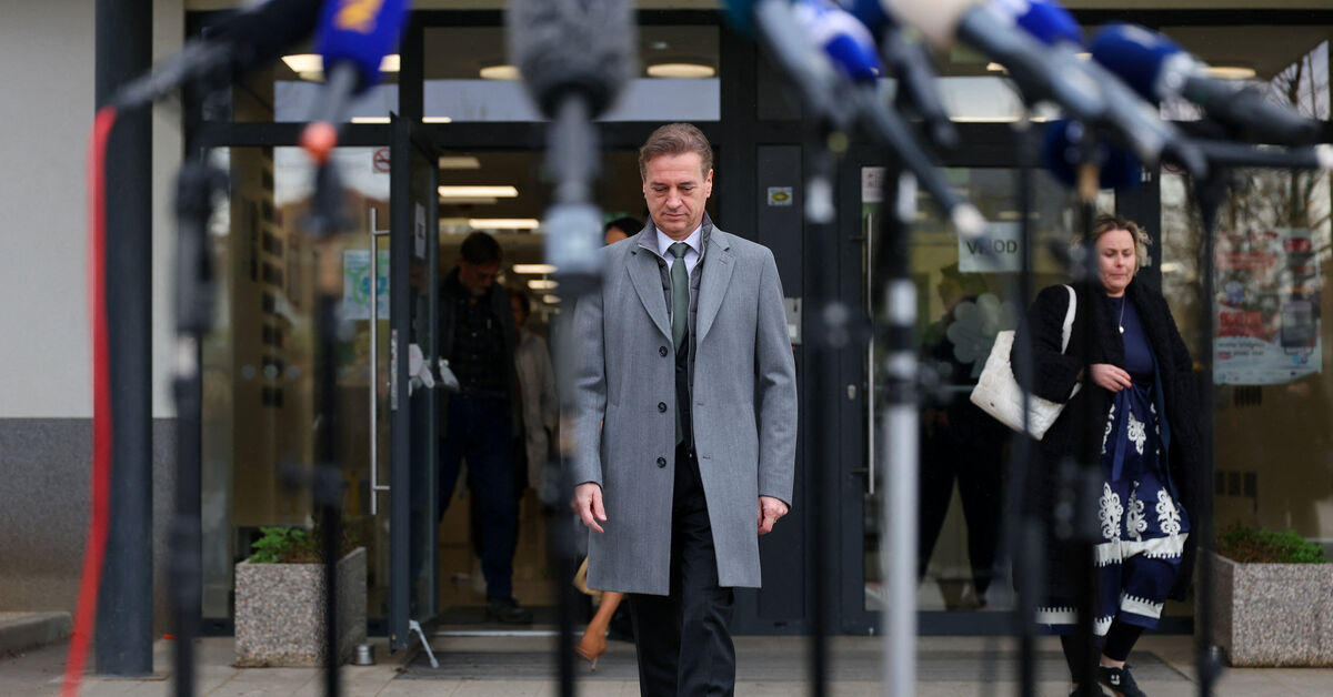 Slovenia set for coalition talks after tight election