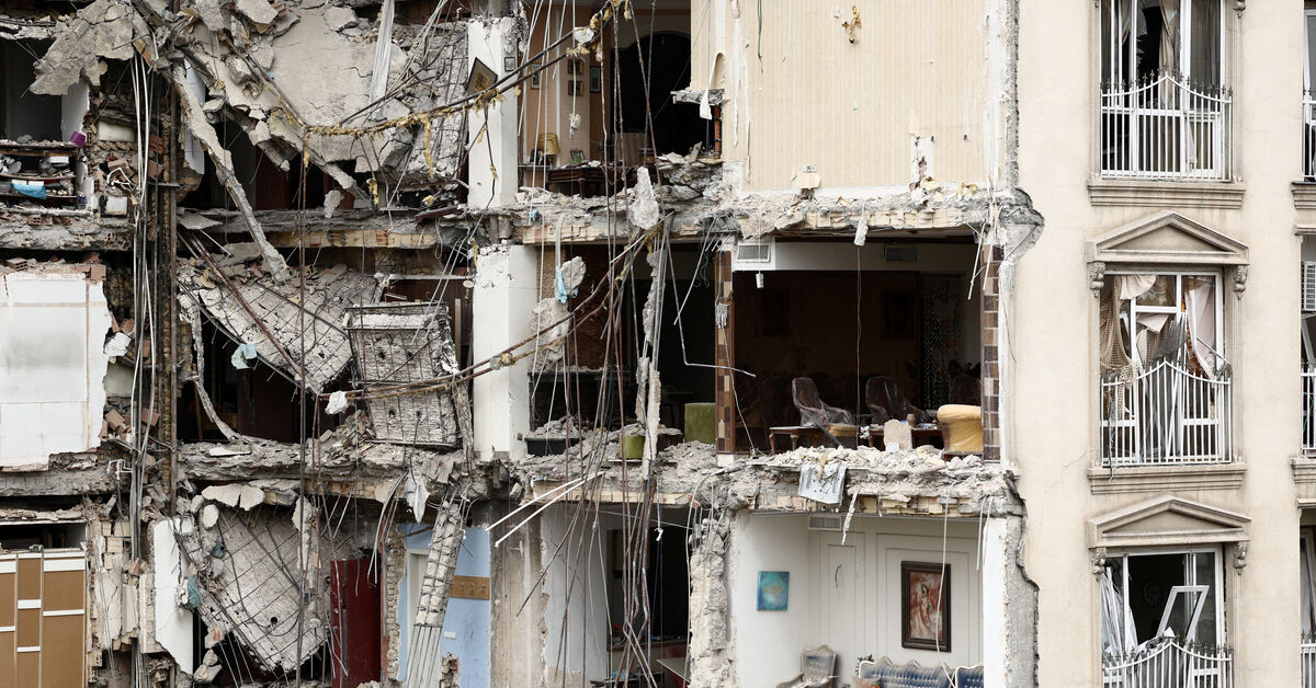 Factbox-What does each side in the Iran war say it would accept for a deal?