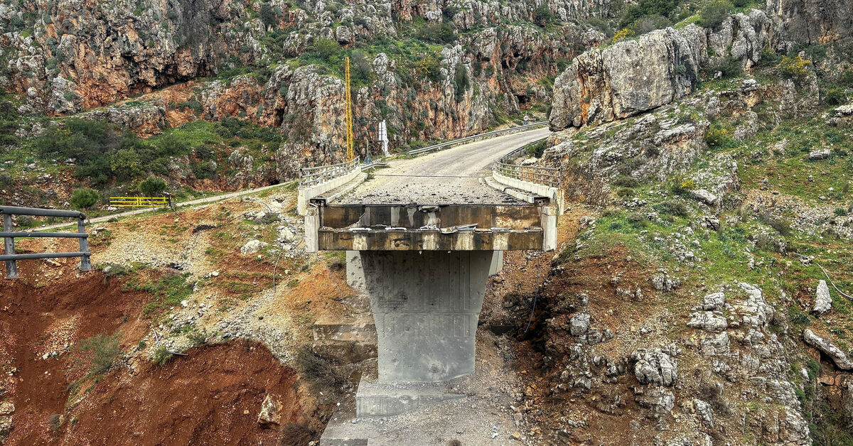 Exclusive-US deploys uncrewed drone boats in conflict with Iran