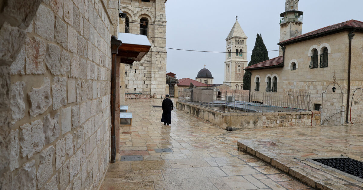 Israeli police block Catholic cardinal from Jerusalem’s Holy Sepulchre on Palm Sunday