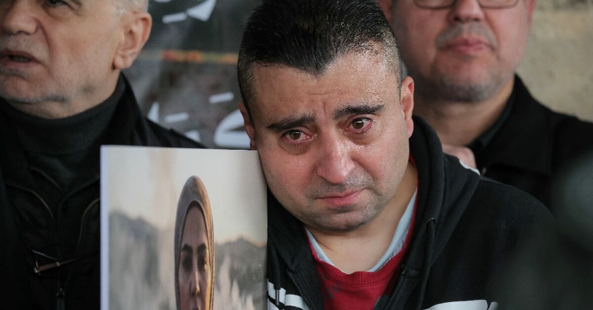 Funeral near Beirut for journalists killed in Israeli strike