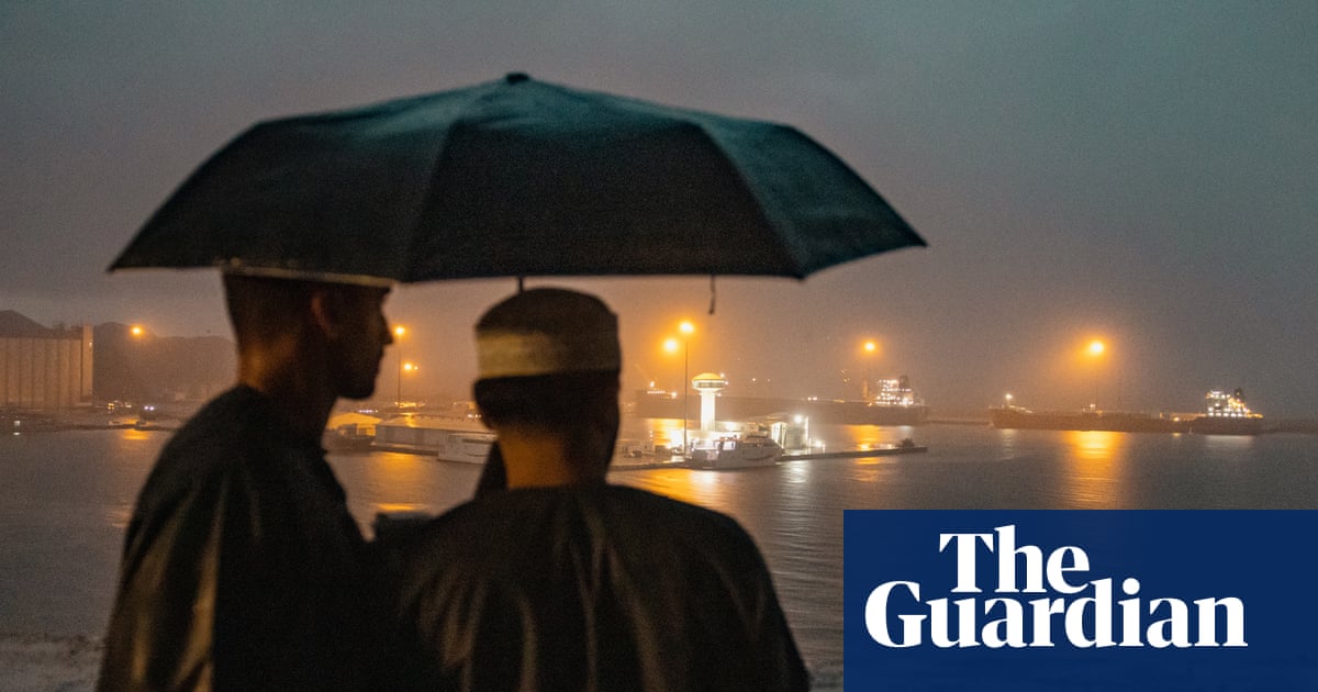 Oil on track for record monthly surge as Iran war disrupts markets | Stock markets