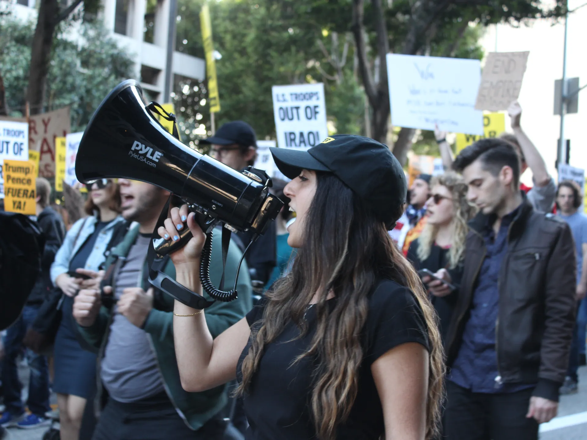 How Los Angeles’s Iranian diaspora is confronting the US war on Iran | US-Israel war on Iran News