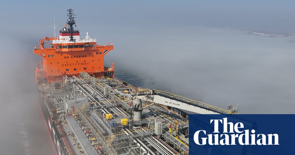 Oil prices ‘could breach $100 a barrel within days’ amid supply disruption from Iran war | Oil