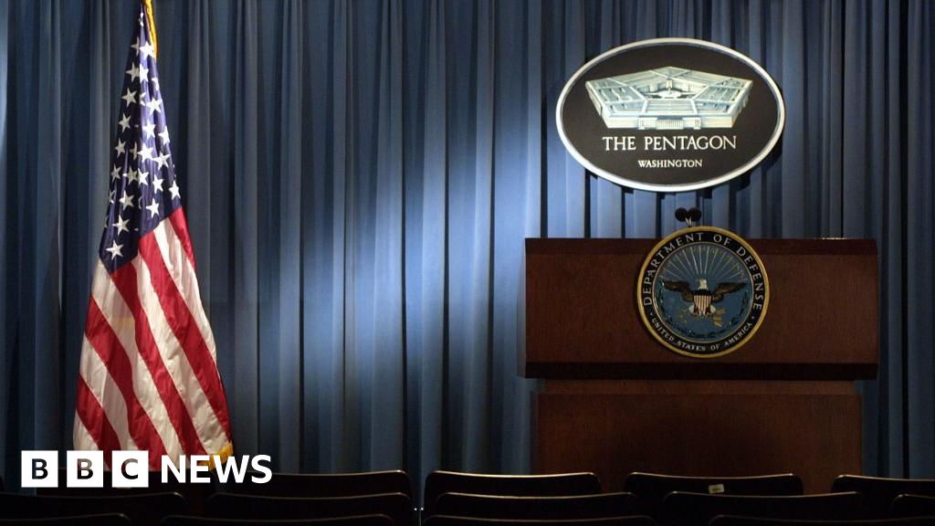 Pentagon restrictions on press violate First Amendment, judge rules