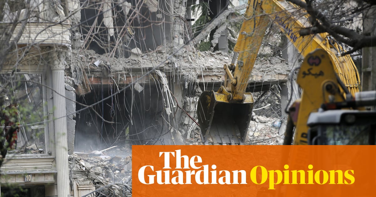 The Islamic Republic has not crushed the Iranian people’s resolve. This war will not do so either | Azar Nafisi