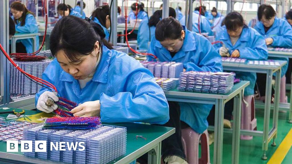 China sets lowest economic growth target since 1991