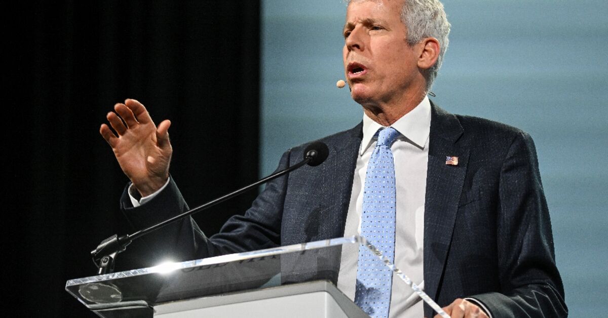 Uncertainty over war-induced oil crisis dominates key energy summit