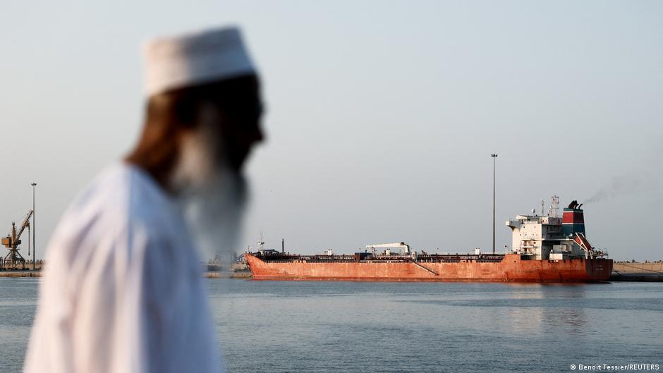 Trump laments lack of support over Hormuz