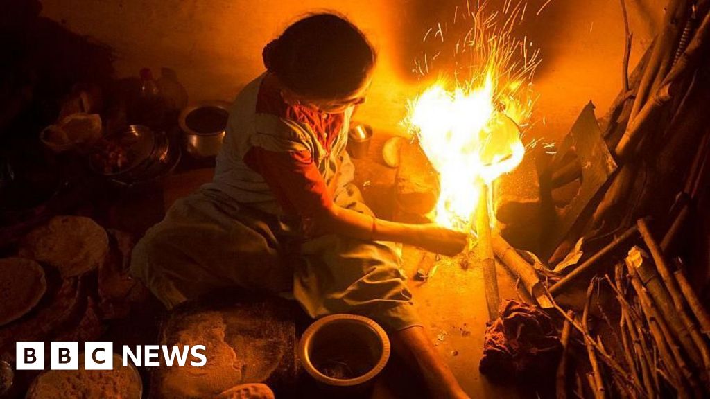 Gas shortage risks pushing India towards polluting fuels