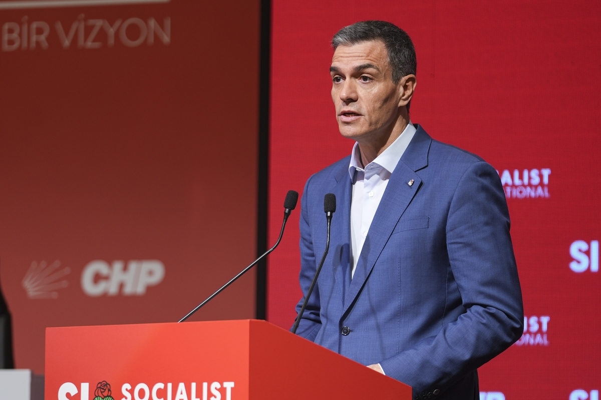 Spanish premier rejects ‘unilateral military action’ by US, Israel – Middle East Monitor