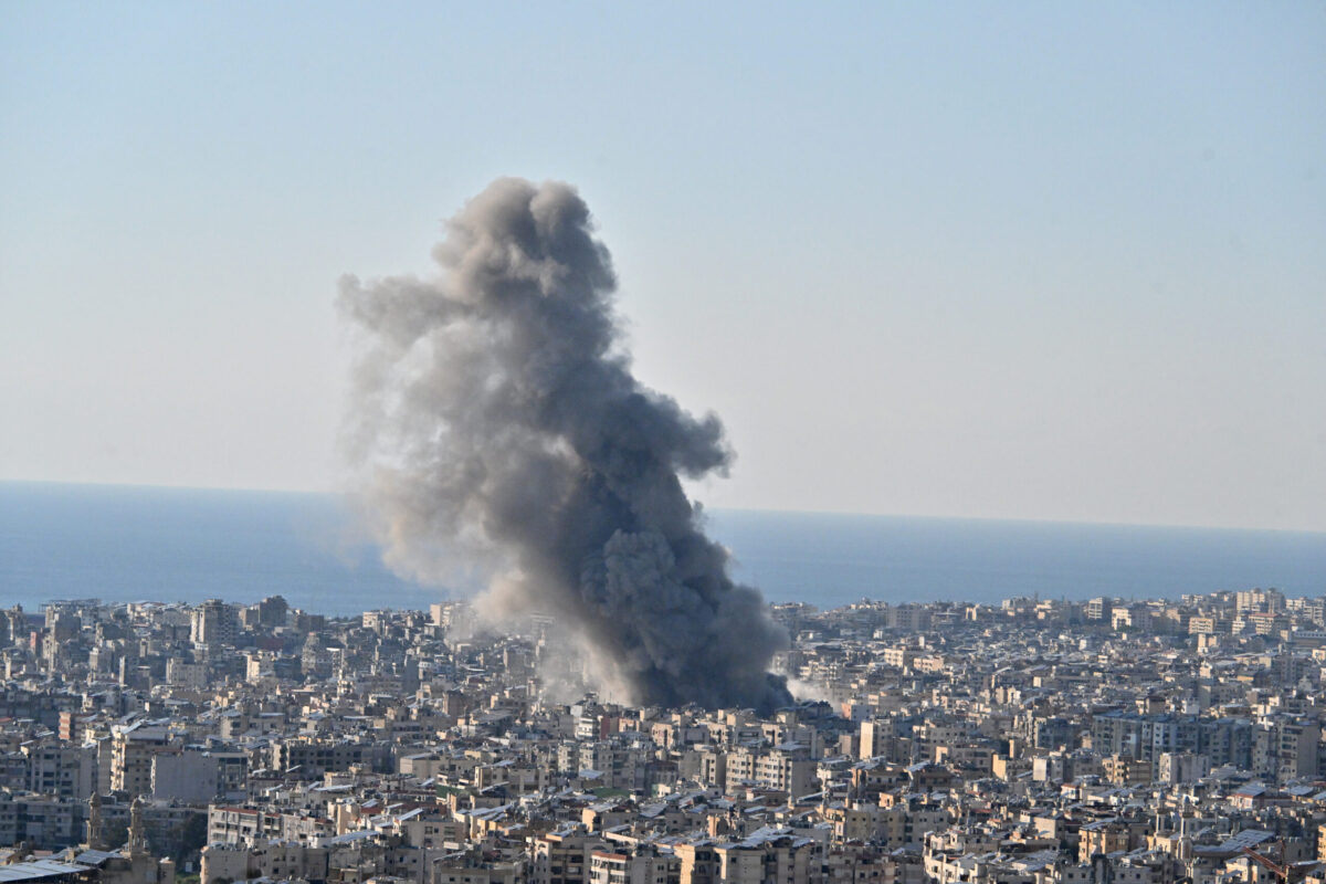 Israeli fighter jets hit Beirut’s southern suburbs with 4 airstrikes – Middle East Monitor