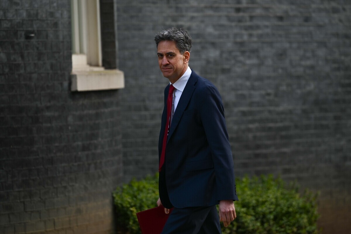 UK discussing options with allies to reopen Strait of Hormuz, says minister – Middle East Monitor