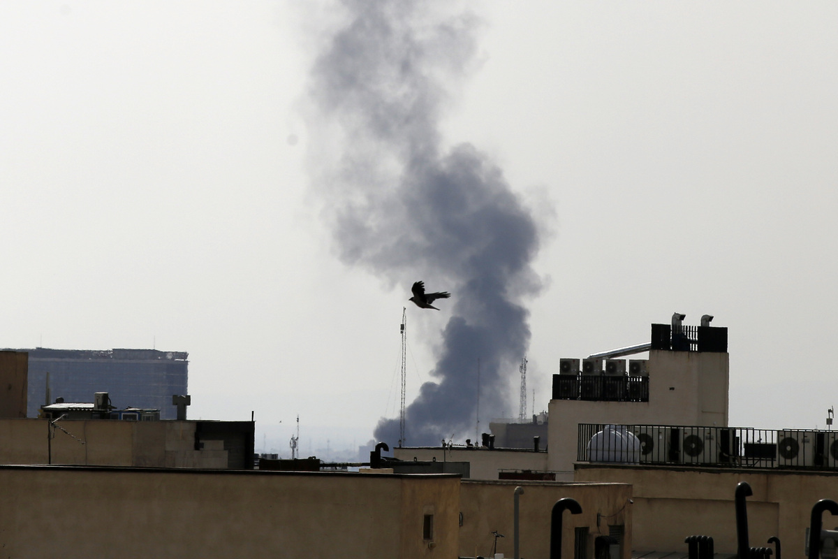 Israel bombs Imam Hossein University in Tehran – Middle East Monitor