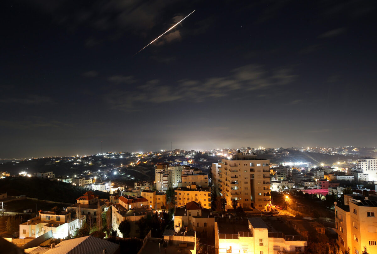 6 injured in central Israel by debris from Iranian missile – Middle East Monitor